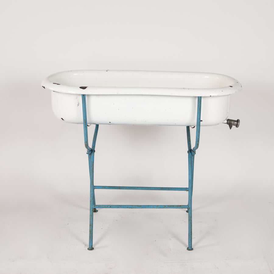 Ice Tub With Stands