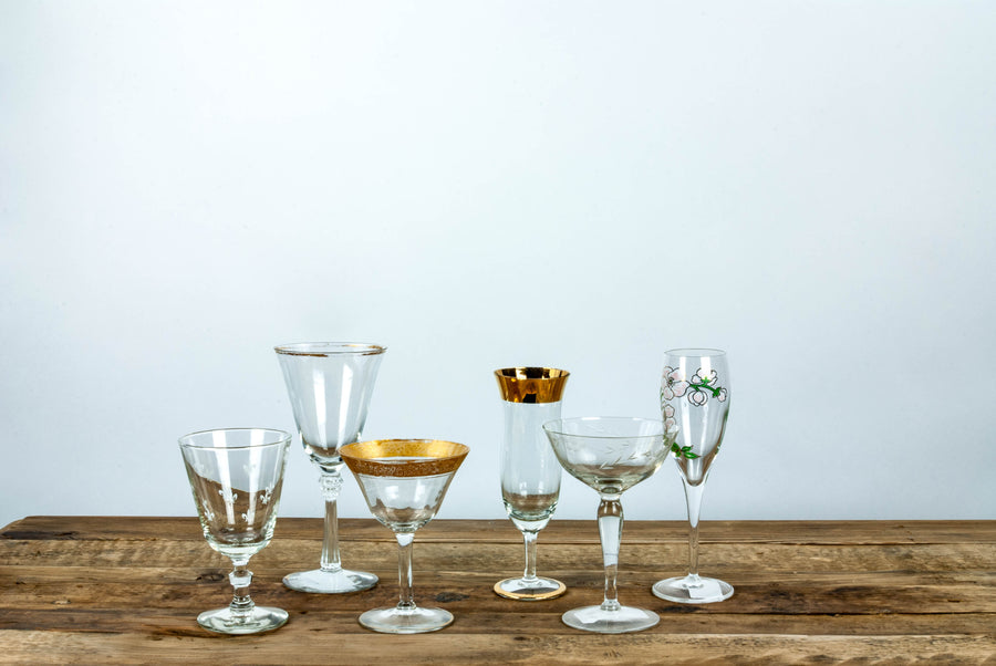 https://www.thetentmerchant.com/cdn/shop/products/glassware_mixnmatch_champ_wine_900x.jpg?v=1573849414